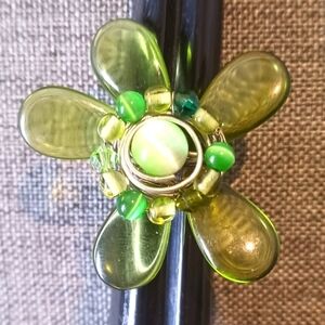 Green Fairy Flower Beaded Wire Ring Handmade - New Item (Sz 5.5)